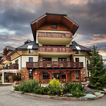 Apartman Tulanie 62 Kamzik Donovaly 2 Izbovy Mezonet Deluxe Parkovanie V Podzemnej Garazi Zdarma Exterior foto