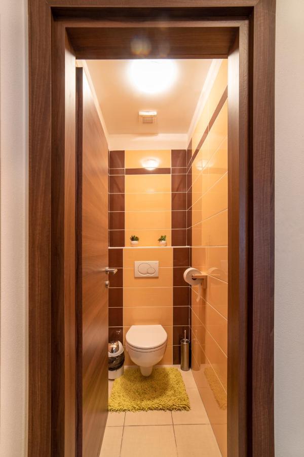 Apartman Tulanie 62 Kamzik Donovaly 2 Izbovy Mezonet Deluxe Parkovanie V Podzemnej Garazi Zdarma Exterior foto